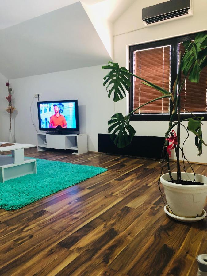Stan na dan Gornji Milanovac-centar-Nova gradnja Apartment Bagian luar foto