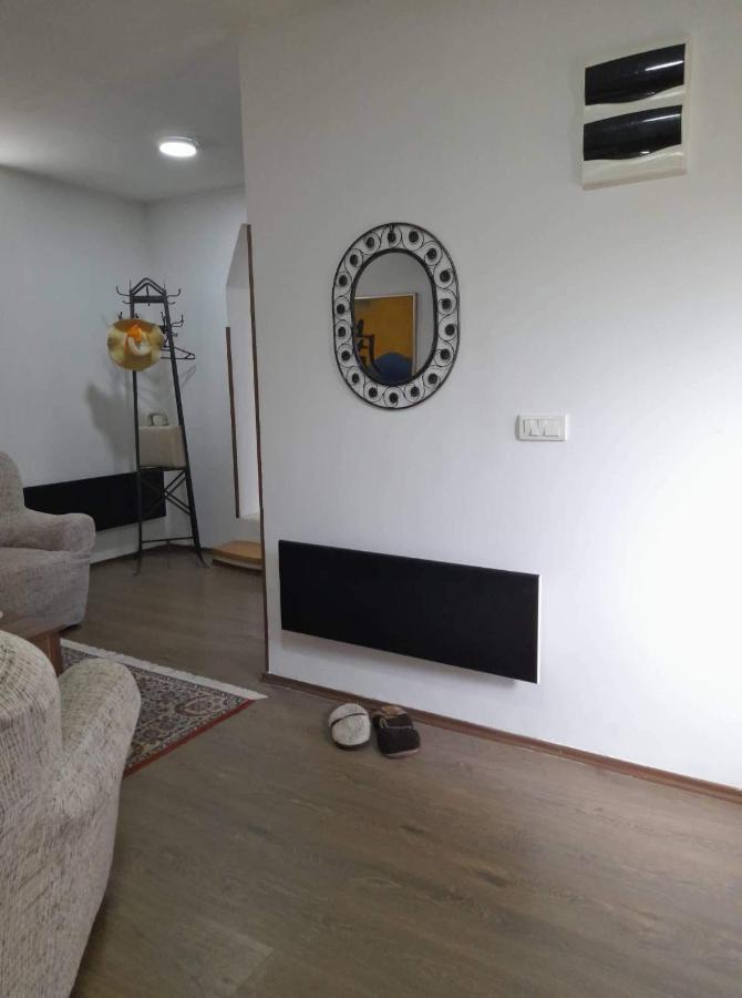 Stan na dan Gornji Milanovac-centar-Nova gradnja Apartment Bagian luar foto