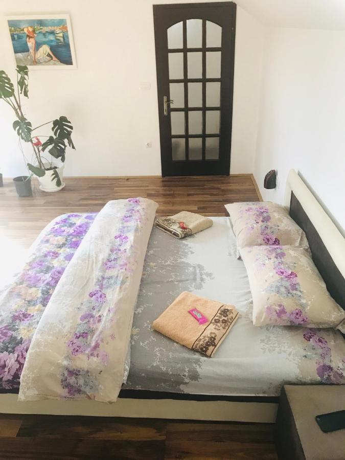 Stan na dan Gornji Milanovac-centar-Nova gradnja Apartment Bagian luar foto